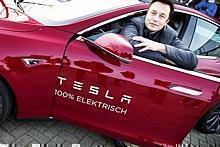 Tesla-Gründer Elon Musk will dazu beitragen, dass mehr saubere Fahrzeuge in kürzerer Zeit auf den Markt kommen. Foto: Tesla/ dpp-AutoReporter